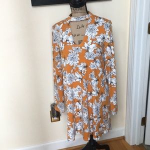 Loves Fire Tunic M Floral Print Yellow Gold